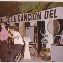 Festival del Trabajo de Albacete ( ganamos el primer premio) Cantamos: "José el pescador" y " Las 3 de la noche han dado..." de los Iberos.